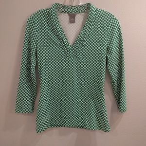 Stunningly flattering Ann Taylor 3/4-sleeve top!